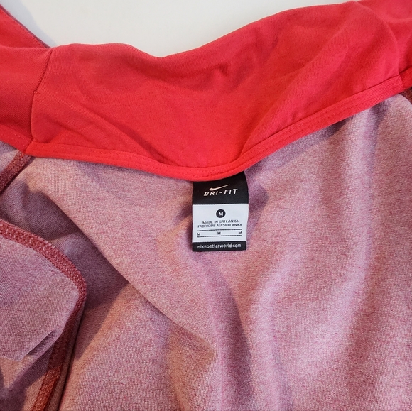 Nike Women's Red Full Zip Dri-Fit Long Sleeve Jacket Sz M Running/Track Athletic - Picture 10 of 10